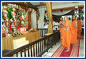 Swamishri's Africa Visit, Dar-es-Salaam. Tanzania - 