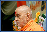 Swamishri's Africa Visit, Dar-es-Salaam. Tanzania - 