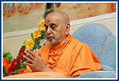 Swamishri's Africa Visit, Dar-es-Salaam. Tanzania - 