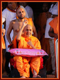 Diwali Celebration with Pramukh Swami Maharaj, Gondal,2009 - 