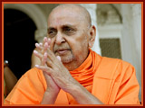 Diwali Celebration with Pramukh Swami Maharaj, Gondal,2009 - 