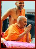 Diwali Celebration with Pramukh Swami Maharaj, Gondal,2009 - 