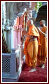 Swamishri at Akshar Deri