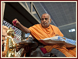 Swamishri performs murti-pratishthta rituals of Shri Nilkanth Varni for Jaipur BAPS Swaminarayan Mandir
