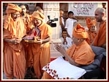 Swamishri in the Smruti Mandir pradakshina