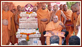  First Stambha Pujan for BAPS Shikharbaddh Mandir, Mahuva