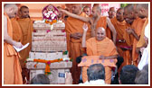  First Stambha Pujan for BAPS Shikharbaddh Mandir, Mahuva
