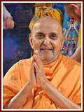  Swamishri in a divine, jovial mood