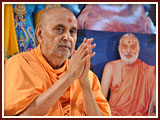  Swamishri engaged in his morning puja