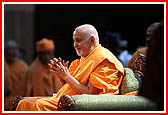 Sadhu Initiation Ceremony - Swamishri in a jovial mood