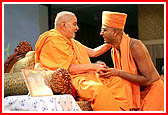 Sadhu Initiation Ceremony - Swamishri gives Gurumantra to newly initiated sadhus