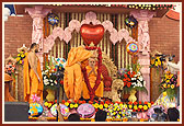 Morning Puja, 28 November 2006, Bochasan - 