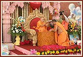 Morning Puja, 28 November 2006, Bochasan - 