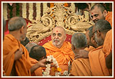 Morning Puja, 28 November 2006, Bochasan - 