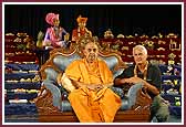 morning ,Swamishri and Mr. Rosen, the owner of the Rosen Plaza Hotel where the convention delegates stay 
