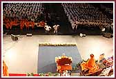 Morning,All the delegates have darshan of Swamishri during his morning pooja 
