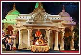 Morning,Swamishri performs pooja in front of the Yagnapurush Smruti Mandir 