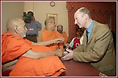  Swamishri meets a wide range of devotees and well-wishers
