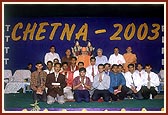 Group photo with students graduating from PIIT 