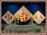 Pramukh Swami Maharaj in Ahmedabad, 19 April 2010 