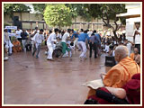 Pramukh Swami Maharaj in Ahmedabad, 24 April 2010 