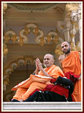 Pramukh Swami Maharaj in Ahmedabad, 25 April 2010 