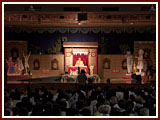 Pramukh Swami Maharaj in Ahmedabad, 25 April 2010 