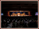 Pramukh Swami Maharaj in Ahmedabad, 27 April 2010 