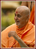 Pramukh Swami Maharaj in Ahmedabad, 22 April 2010 