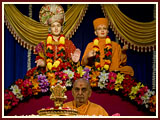 Pramukh Swami Maharaj in Ahmedabad, 12 May 2010 