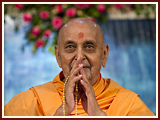 Pramukh Swami Maharaj in Ahmedabad, Bal Din, 9 May 2010 
