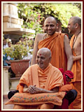 Pramukh Swami Maharaj in Ahmedabad, 9 May 2010 