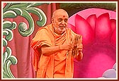 After Swamishri's Puja