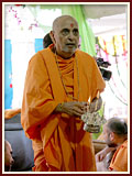 Annakut Celebration with Pramukh Swami Maharaj<br>Gondal<br>6 November 2010 - 