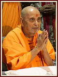 Annakut Celebration with Pramukh Swami Maharaj<br>Gondal<br>6 November 2010 - 