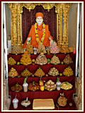 Annakut Celebration with Pramukh Swami Maharaj<br>Gondal<br>6 November 2010 - 