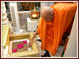 Annakut Celebration with Pramukh Swami Maharaj<br>Gondal<br>6 November 2010 - 