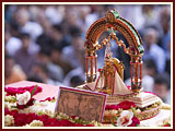 Annakut Celebration with Pramukh Swami Maharaj<br>Gondal<br>6 November 2010 - 
