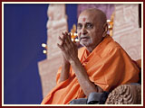 Annakut Celebration with Pramukh Swami Maharaj<br>Gondal<br>6 November 2010 - 