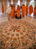  Swamishri visits the mandir complex