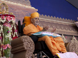  Swamishri and senior sadhus preside over the murti-pratishtha assembly