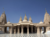  Swamishri visits the mandir complex