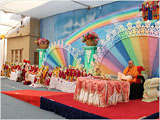 Swamishri performs his morning puja