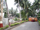  Swamishri visits the mandir complex