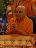 Swamishri in a divine mood