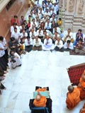 Devotees engaged in darshan of Swamishri