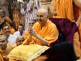 Swamishri in a divine, jovial mood