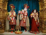 Shri Harikrishna Maharaj and Shri Radha-Krishna Dev