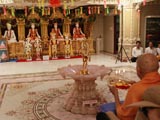 Swamishri performs murti-pratishtha rituals