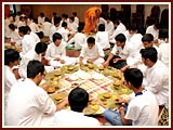 The Swaminarayan Sampraday: 1781 Special Meals Session